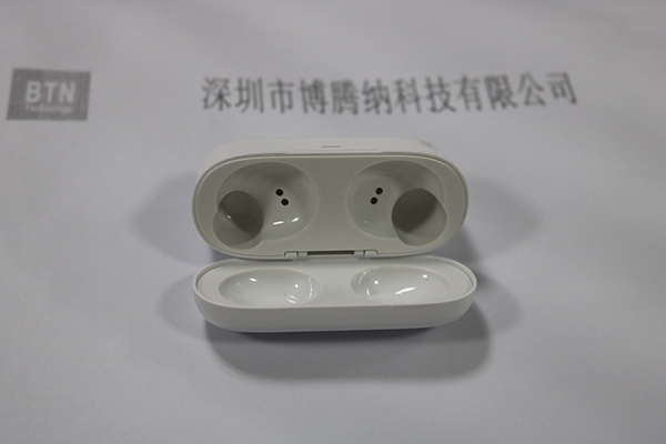 深圳注塑模具廠(chǎng)哪家做TWS藍(lán)牙耳機(jī)技術(shù)好？