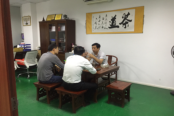 論全國(guó)范圍的注塑模具制造廠(chǎng)——就屬深圳多！