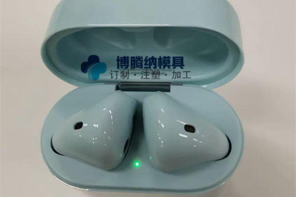 深圳塑膠模具廠——定制耳機(jī)模具，博騰納13年經(jīng)驗(yàn)更對(duì)味您的需求